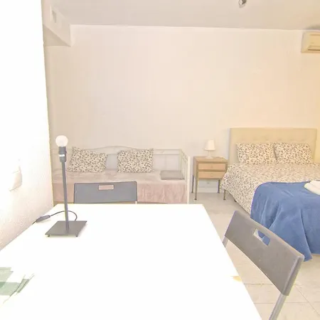 Apartament Estudios La Colina *